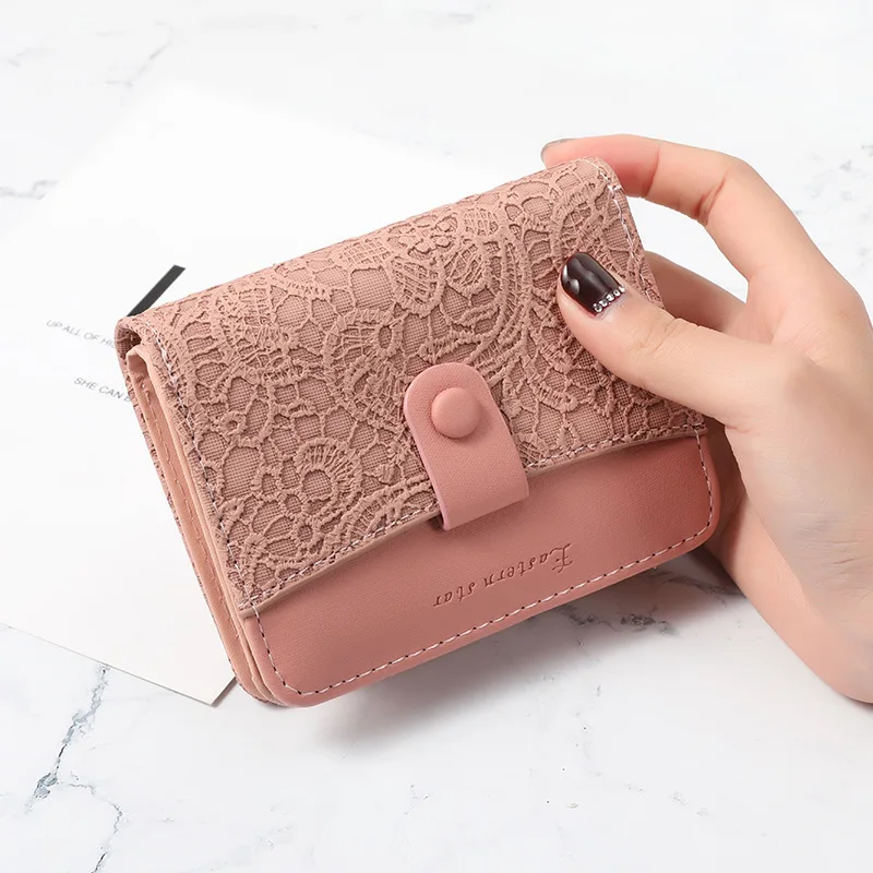 Fashion Women's Wallet new 2021 lace Female Short Wallets Small Cute Women Coin Purse PU Leather Purses Card Holder Carteira
Fashion Women's Wallet new 2021 lace Female Short Wallets Small Cute Women Coin Purse PU Leather Purses Card Holder Carteira