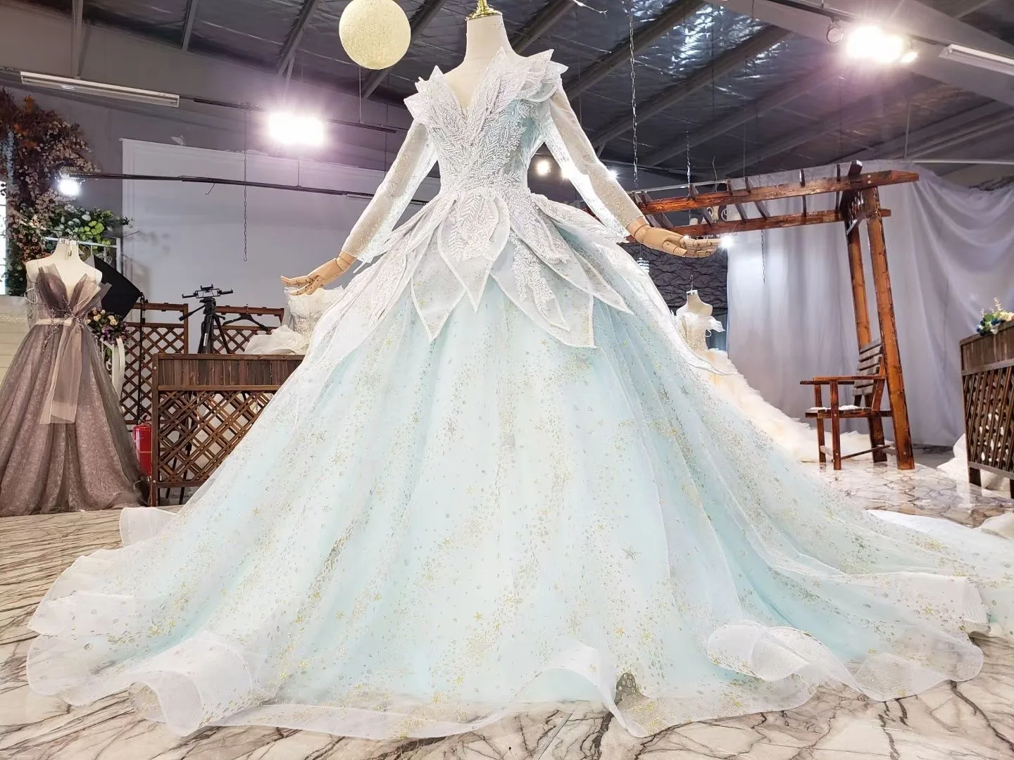 Sparkly Beads Sequined Lace Applique Blue Custom Evening Dress 2020 Long Sleeve Crystal Baeding Ball Gowns Prom Dresses
Sparkly Beads Sequined Lace Applique Blue Custom Evening Dress 2020 Long Sleeve Crystal Baeding Ball Gowns Prom Dresses