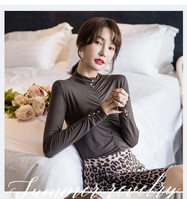 2020 spring and autumn new Korean half high neck bottoming shirt women's slimming long-sleeved pullover T-shirt women
2020 spring and autumn new Korean half high neck bottoming shirt women's slimming long-sleeved pullover T-shirt women