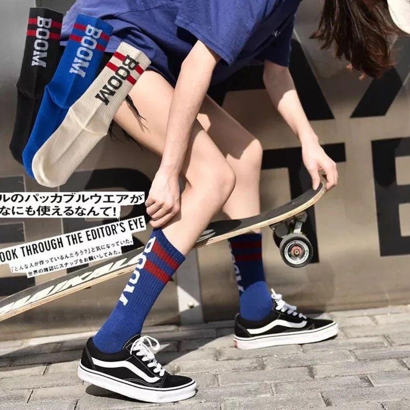 Couples Outdoor Skateboard Sox Autumn/Winter Art Harajuku Hip Hop Streets Tide Sock skateboard Letter Women socks
Couples Outdoor Skateboard Sox Autumn/Winter Art Harajuku Hip Hop Streets Tide Sock skateboard Letter Women socks