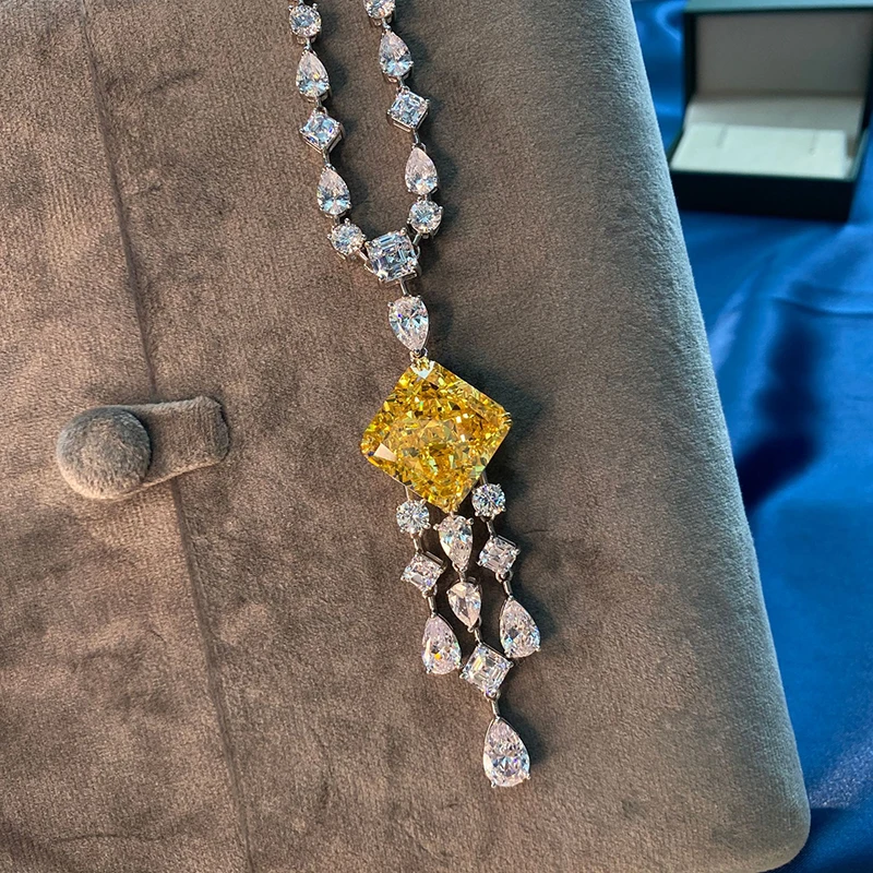 S925 sterling silver hand inlaid full zircon yellow geometric necklace 210324-10
S925 sterling silver hand inlaid full zircon yellow geometric necklace 210324-10