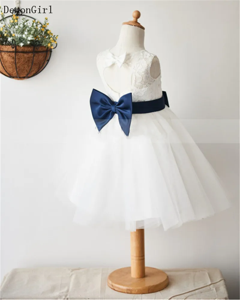 Girls' dress fashion children's birthday party gown flower children's new style princess dress custom made
Girls' dress fashion children's birthday party gown flower children's new style princess dress custom made