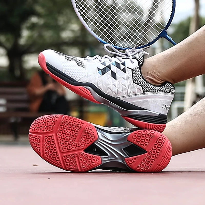 New Men Badminton Shoes Student Training Shoes Competition Shoes Size 36-46 Lightweight Soft Sports Shoes Walking Shoes Sneakers
New Men Badminton Shoes Student Training Shoes Competition Shoes Size 36-46 Lightweight Soft Sports Shoes Walking Shoes Sneakers