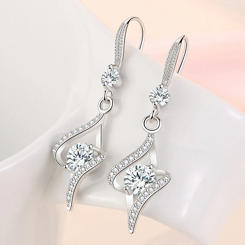 KOFSAC Glamorous 2021 Trendy Earrings For Women 925 Sterling Silver Engagement Jewelry Zircon Geometric Drop Earring Lady Gift
KOFSAC Glamorous 2021 Trendy Earrings For Women 925 Sterling Silver Engagement Jewelry Zircon Geometric Drop Earring Lady Gift