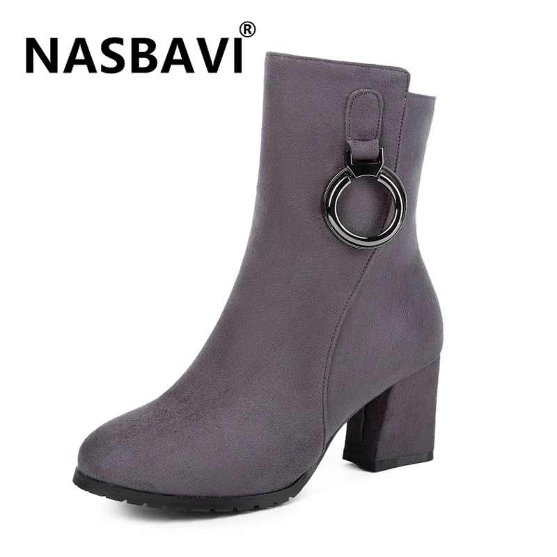 NASBAVI 2019 новые стильные зимние сапоги женские туфли в ретро-стиле; Ботильоны на высоком каблуке на каждый день без пятки средней длины;
NASBAVI 2019 новые стильные зимние сапоги женские туфли в ретро-стиле; Ботильоны на высоком каблуке на каждый день без пятки средней длины;