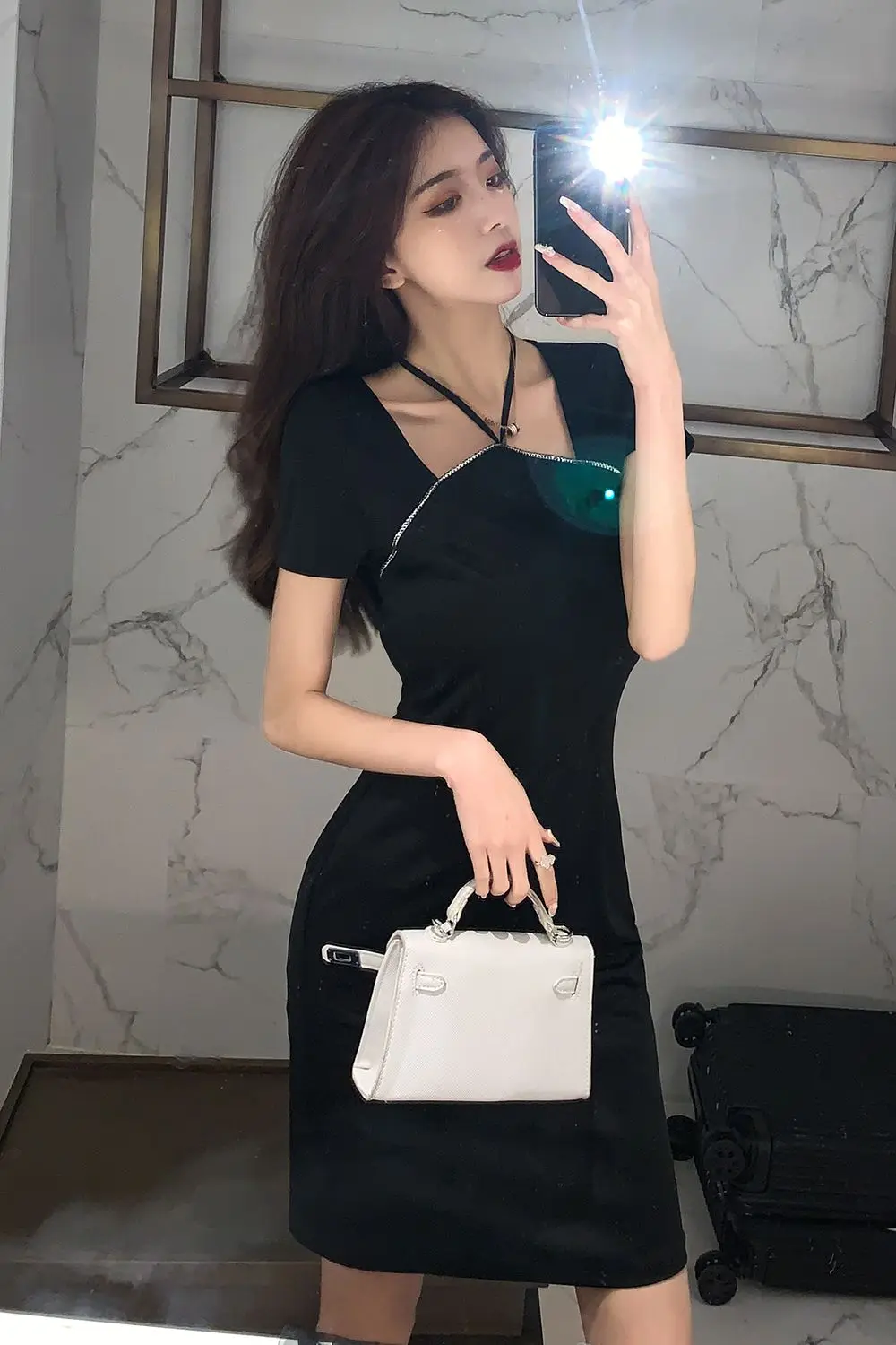 COIGARSAM French Style Short Sleeve Women dress New High Waist Dresses Black 3166
COIGARSAM French Style Short Sleeve Women dress New High Waist Dresses Black 3166