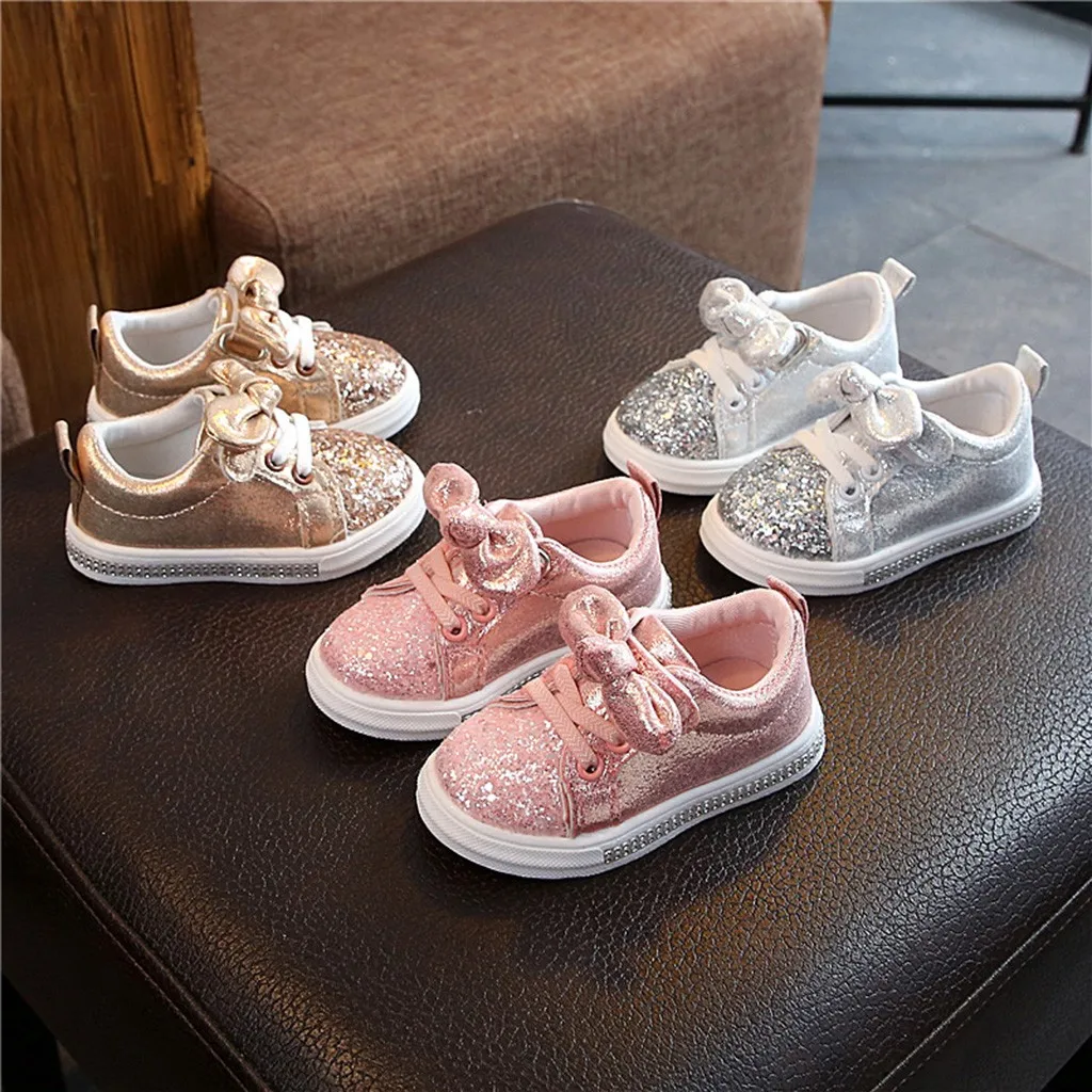 Children's explosive sports shoes fashion hot boys and girls Bling sequins bow solid color casual sports shoes 40*
Children's explosive sports shoes fashion hot boys and girls Bling sequins bow solid color casual sports shoes 40*