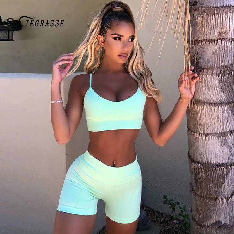 Women's Seamless Gym Clothing Yoga Set Fitness Workout Suit Outfits For Female Running Athletic Short Leggings Tight Sportswear
Women's Seamless Gym Clothing Yoga Set Fitness Workout Suit Outfits For Female Running Athletic Short Leggings Tight Sportswear