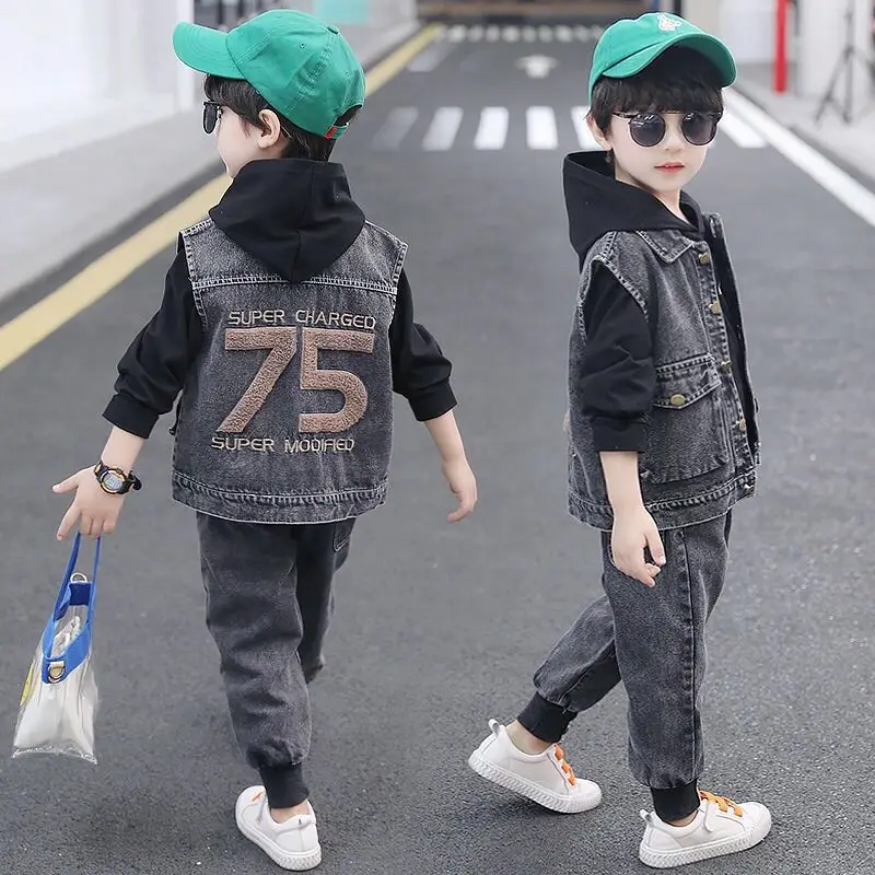 High-quality trendy children's clothing boys foreign style denim suit 2021 new children's autumn three-piece suit big kids 
High-quality trendy children's clothing boys foreign style denim suit 2021 new children's autumn three-piece suit big kids