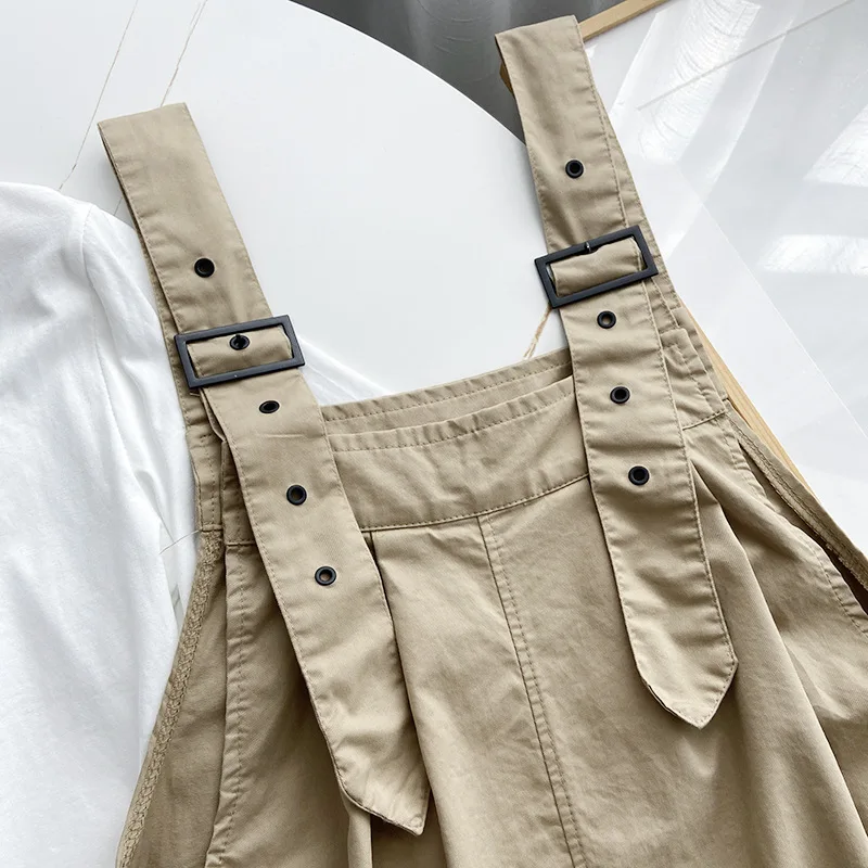 Meriahzheng 2021 Summer Fashion Thin Small Suit Straight-barrel Women's Solid Color T-shirt and Strappy Shorts Women's Tide PYL
Meriahzheng 2021 Summer Fashion Thin Small Suit Straight-barrel Women's Solid Color T-shirt and Strappy Shorts Women's Tide PYL