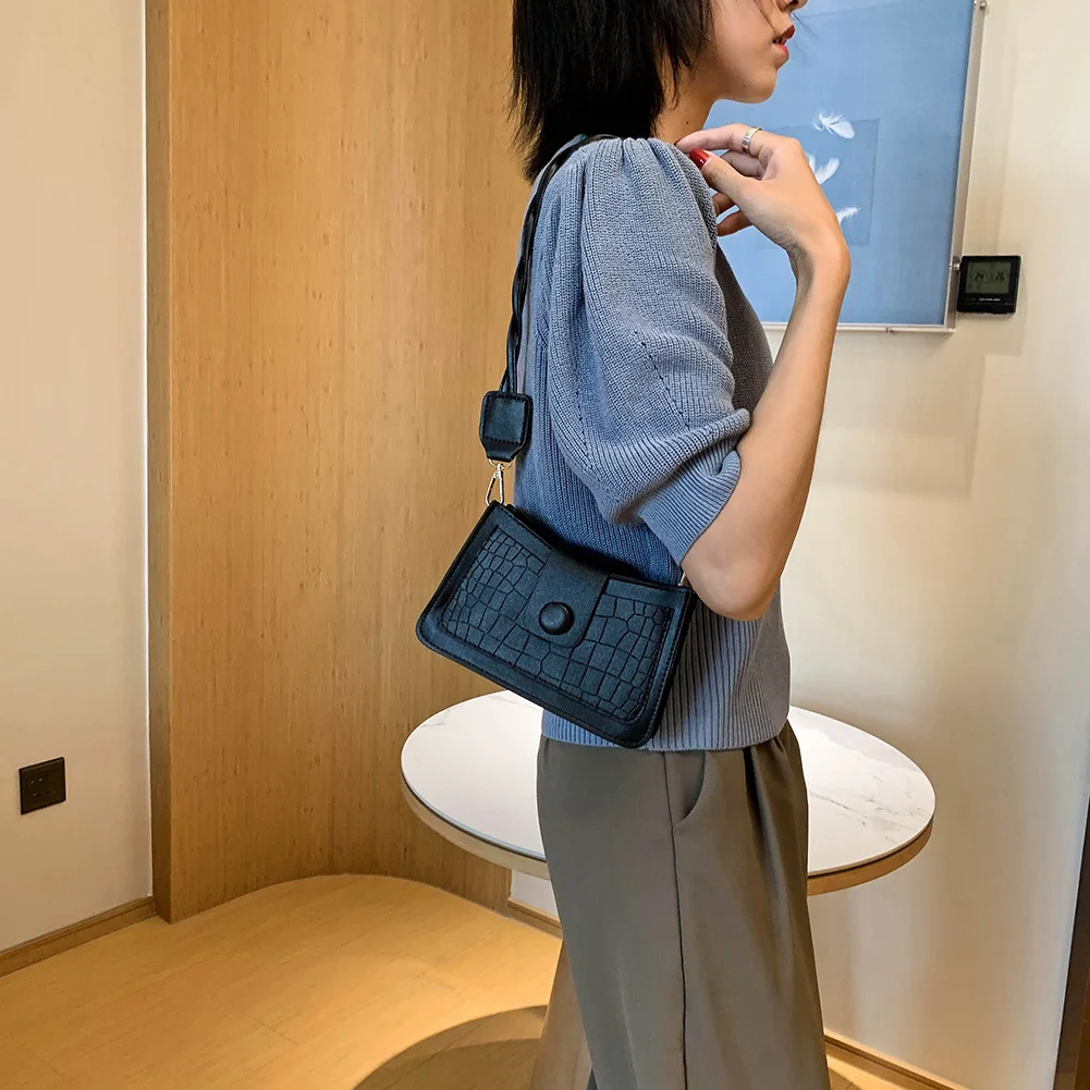 Fashion Stone Pattern Women Shoulder Bags Solid Color Female Lady PU Retro Square Woven Strap Crossbody Messenger Handbags
Fashion Stone Pattern Women Shoulder Bags Solid Color Female Lady PU Retro Square Woven Strap Crossbody Messenger Handbags