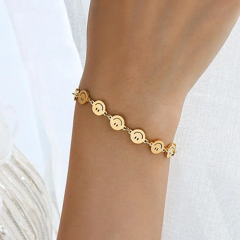 2021 New Smiley Face Ins Bracelet For Woman Gold Color Charm Fashion Jewelry Hip Hop Punk Birthday Gift Engagement Wedding Brace
2021 New Smiley Face Ins Bracelet For Woman Gold Color Charm Fashion Jewelry Hip Hop Punk Birthday Gift Engagement Wedding Brace