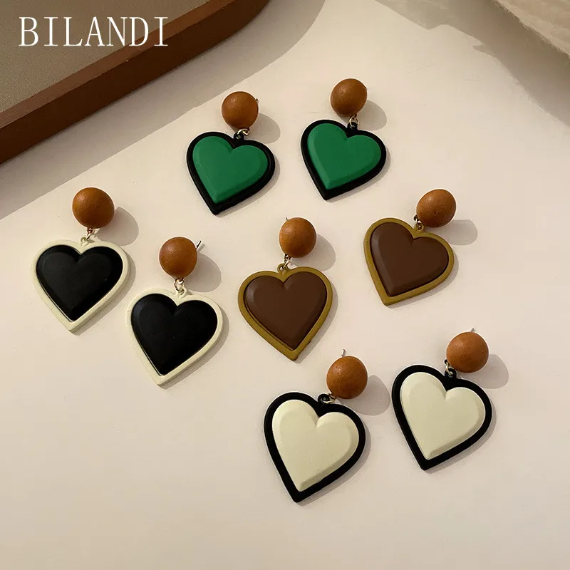 Bilandi S925 needle Delicate Jewelry Heart Earrings 2021 New Trend Black White Green Brown Love Drop Earrings For Women Gifts
Bilandi S925 needle Delicate Jewelry Heart Earrings 2021 New Trend Black White Green Brown Love Drop Earrings For Women Gifts