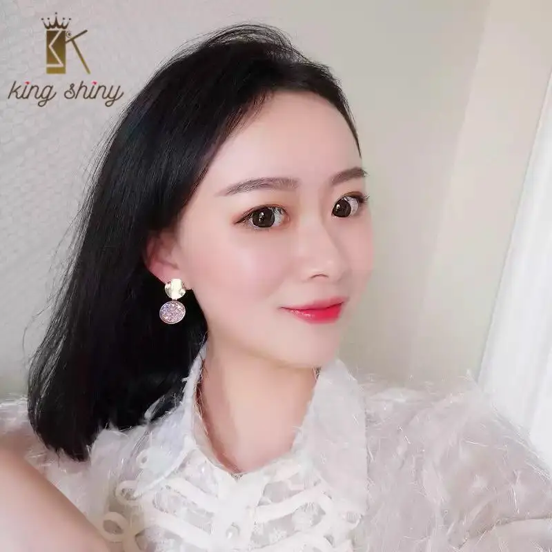Trendy Color Crystal Statement Dangle Earrings for Woman Elegant Resin Rhinestone Pendant Earring Girl Party Ear Jewelry Brincos
Trendy Color Crystal Statement Dangle Earrings for Woman Elegant Resin Rhinestone Pendant Earring Girl Party Ear Jewelry Brincos