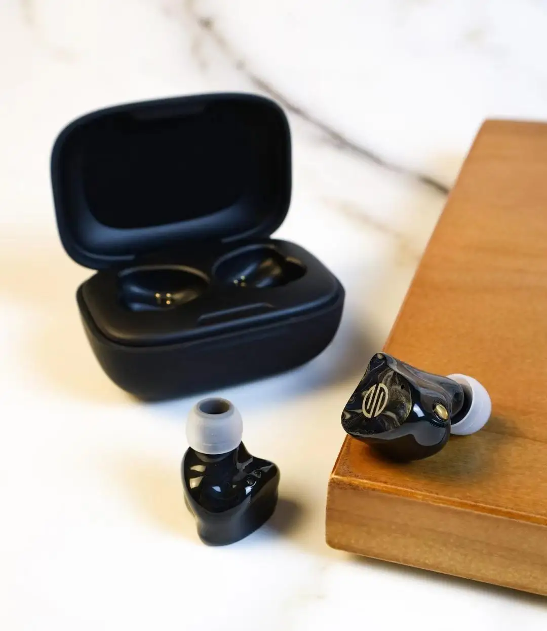 Наушники-вкладыши BGVP Q2S Knowles Sonion BA Беспроводные Hi-Fi наушники Bluetooth 5 2 спортивные TWS