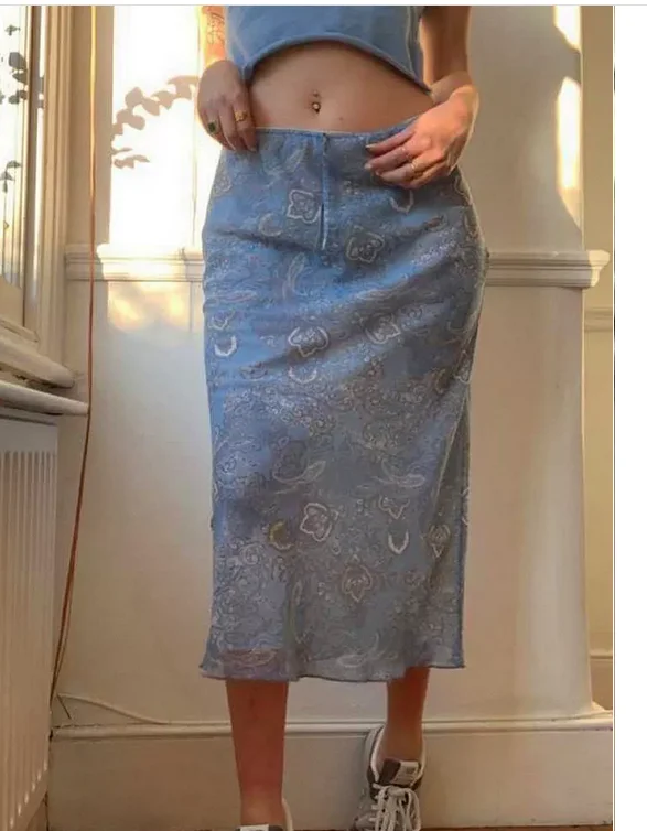 GAONO Y2K Women cute Boho Floral Print Long Skirt High Elastic Waist Harajuku E-Girl A-Line Skirts
GAONO Y2K Women cute Boho Floral Print Long Skirt High Elastic Waist Harajuku E-Girl A-Line Skirts
