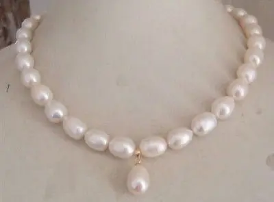 9-10mm south sea white pearl necklace pendant 18 inch golden metal h
9-10mm south sea white pearl necklace pendant 18 inch golden metal h