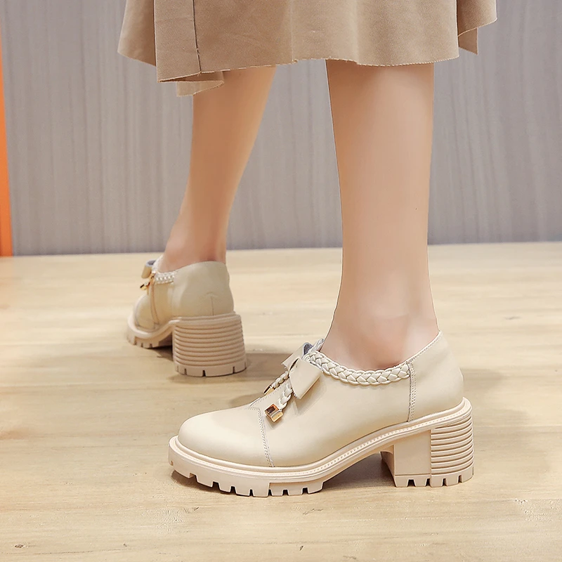 Pu Leather Shoes Bow Knot Flat Round Toe Lace-Up Oxford Casual Shoes Woman Brogue Women Shoes Female Plus Size Zapatos Mujer 
Pu Leather Shoes Bow Knot Flat Round Toe Lace-Up Oxford Casual Shoes Woman Brogue Women Shoes Female Plus Size Zapatos Mujer
