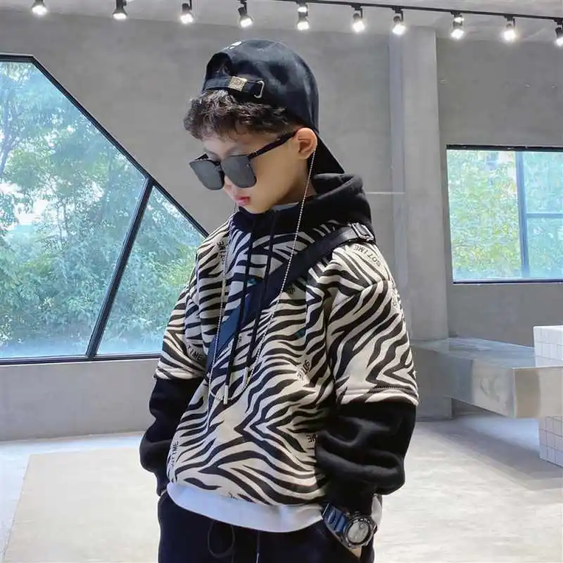Zebra Pattern Spring Autumn Tops Boys Sweatshirts Jacket Coat Kids Overcoat Outwear Teenager Children clothes High Quality
Zebra Pattern Spring Autumn Tops Boys Sweatshirts Jacket Coat Kids Overcoat Outwear Teenager Children clothes High Quality