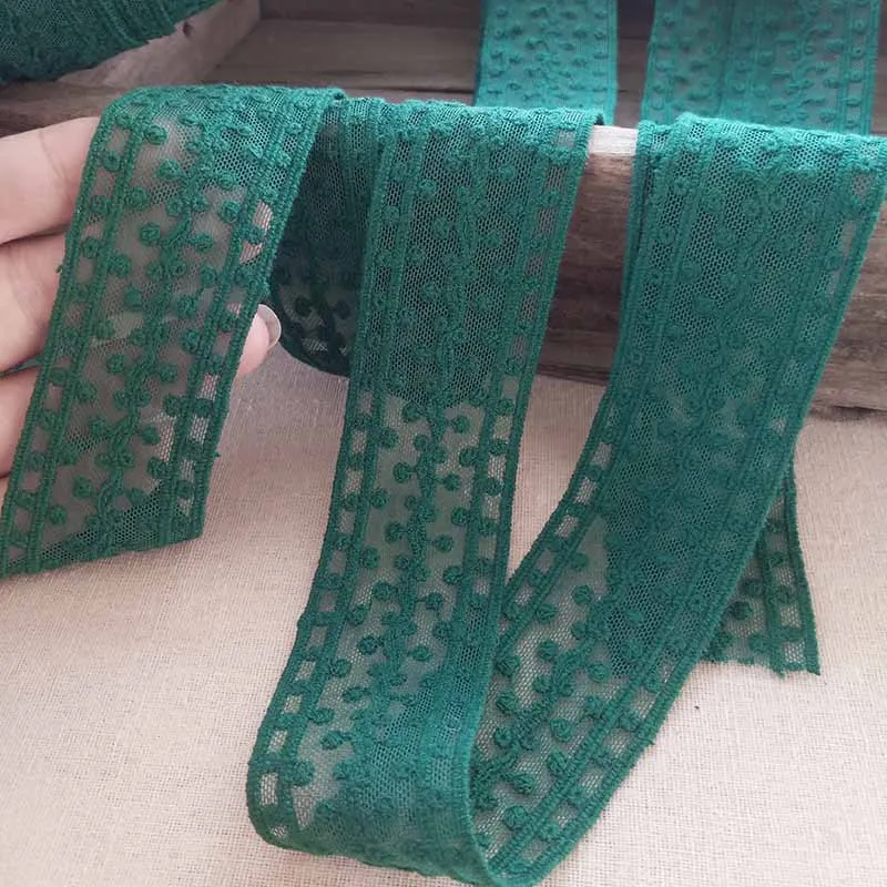 1 Meter Dark Green Mesh Embroidery Lace Decorative Ribbon Needlework 4cm lace Webbing DIY Sewing Accessories For Crafts
1 Meter Dark Green Mesh Embroidery Lace Decorative Ribbon Needlework 4cm lace Webbing DIY Sewing Accessories For Crafts