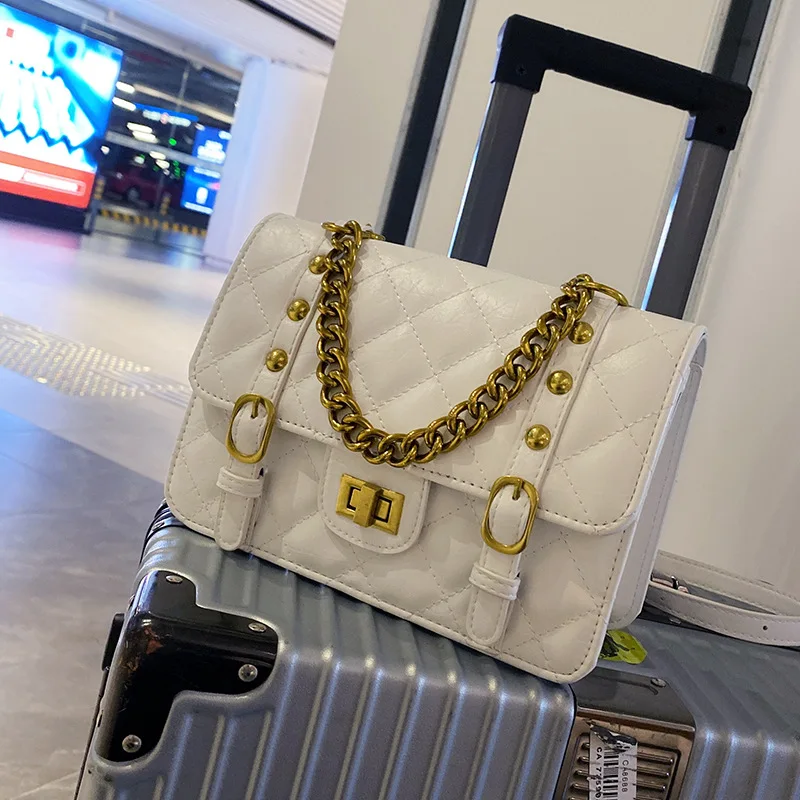 High Quality Ladies Rhombic Embroidered Thread Shoulder Bag 2021 New Trendy Chain Messenger Bag Korean Version Small Square Bag
High Quality Ladies Rhombic Embroidered Thread Shoulder Bag 2021 New Trendy Chain Messenger Bag Korean Version Small Square Bag