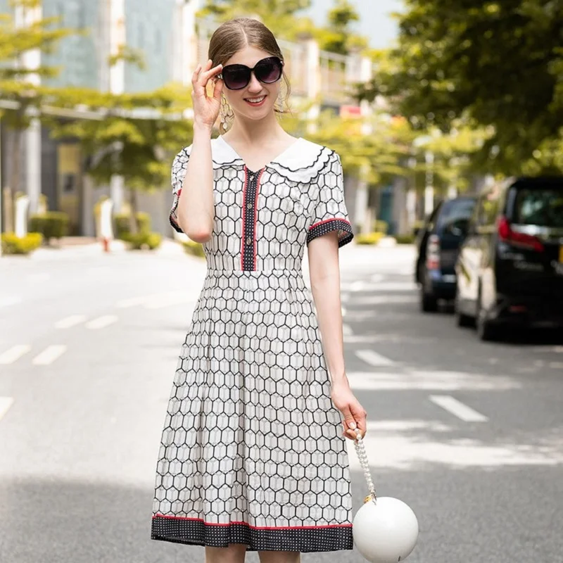ladies Party Dress 2020 new spring elegant girl Print Chiffon dress A Line Summer Womens empire Celebrities Short sleeve dresses
ladies Party Dress 2020 new spring elegant girl Print Chiffon dress A Line Summer Womens empire Celebrities Short sleeve dresses