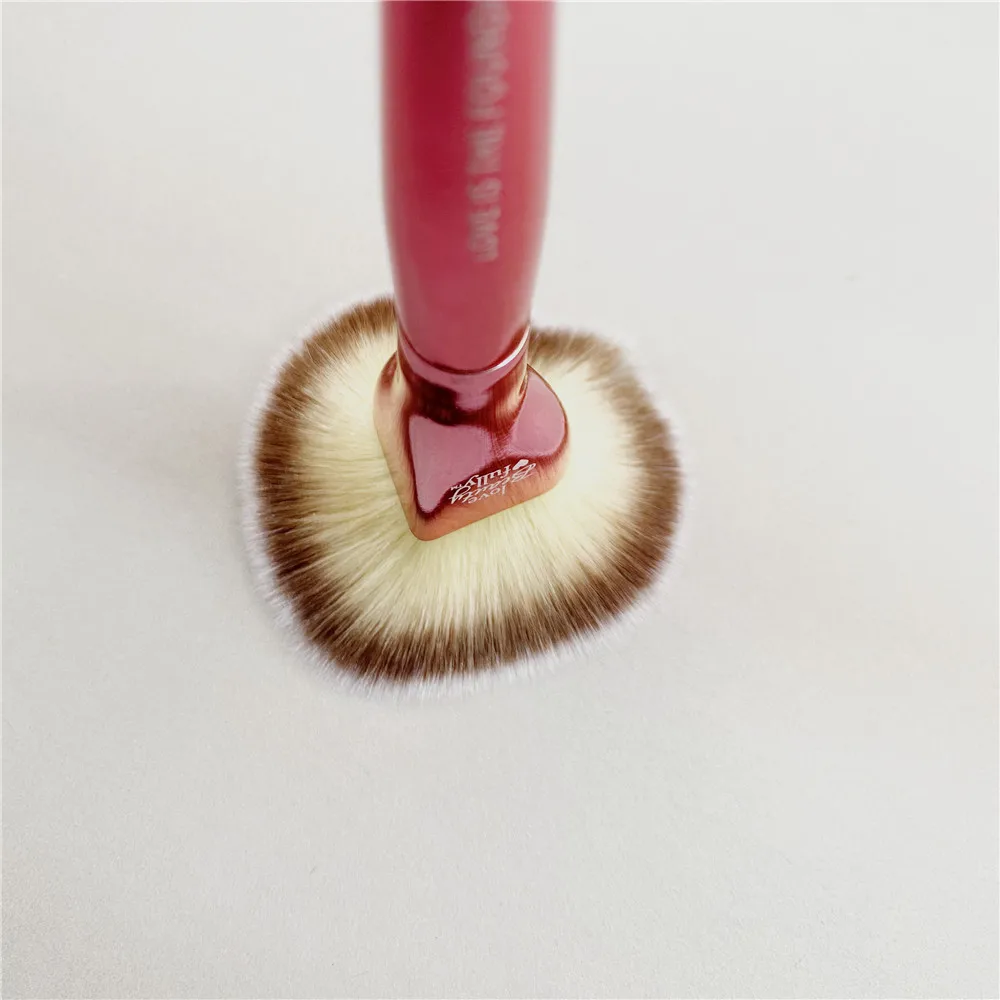 Mini Love is the Foundation Makeup Brush Pink Heart Shaped Soft Liquid Cream Powder Foundation Airbrush Cosmetics Beauty Tool
Mini Love is the Foundation Makeup Brush Pink Heart Shaped Soft Liquid Cream Powder Foundation Airbrush Cosmetics Beauty Tool