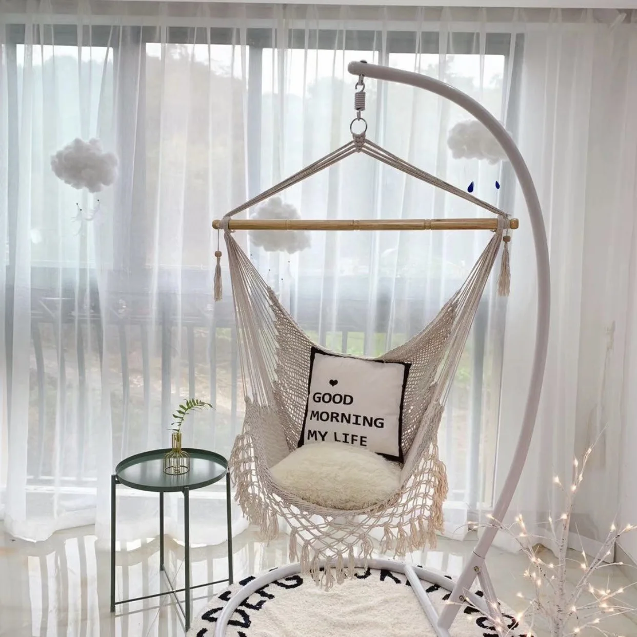 Nordic cotton rope hand-woven hammock household convenient children tassel swing modern simple balcony leisure furniture
Nordic cotton rope hand-woven hammock household convenient children tassel swing modern simple balcony leisure furniture
