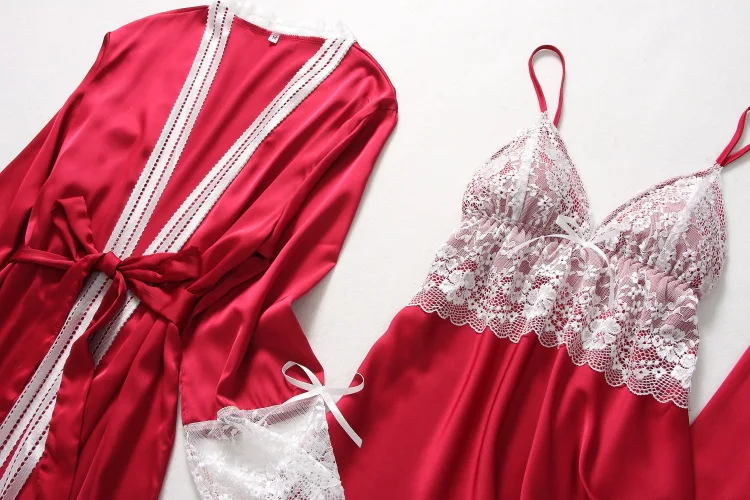Women's Sexy Pajamas Springsummer Nightdress Women Summer Lace Thin Real Silk Suspender Nightgown Three Piece Set with Chest Pad
Women's Sexy Pajamas Springsummer Nightdress Women Summer Lace Thin Real Silk Suspender Nightgown Three Piece Set with Chest Pad