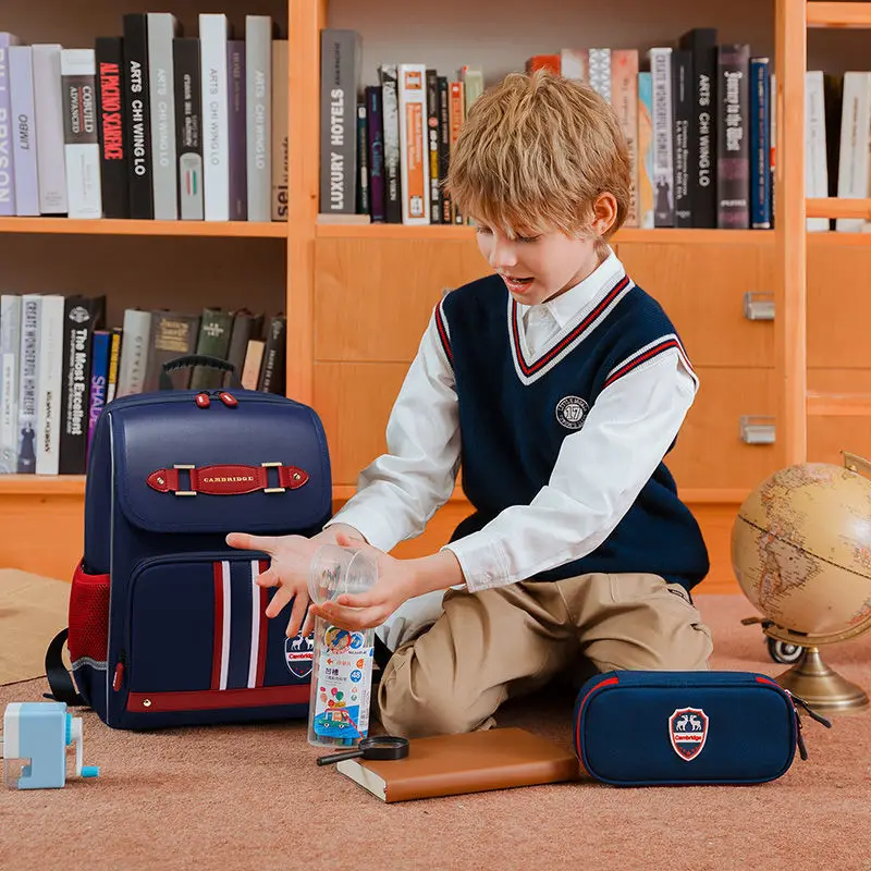 British Style Spine Protection Children's Backpack For Boys Reflective School Bags Large Capacity Kids Backpack For Girls Child
British Style Spine Protection Children's Backpack For Boys Reflective School Bags Large Capacity Kids Backpack For Girls Child
