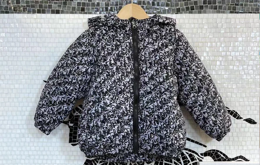 Новинка 2021, популярная модная детская одежда, пуховик для малышей
Новинка 2021, популярная модная детская одежда, пуховик для малышей