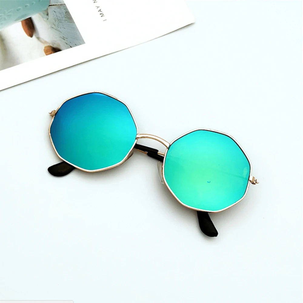 Women Fashion Irregular Girls Plastic Glasses Lens Sunglasses Eyewear Metal Frame Glasses Women Drive Goggles
Women Fashion Irregular Girls Plastic Glasses Lens Sunglasses Eyewear Metal Frame Glasses Women Drive Goggles