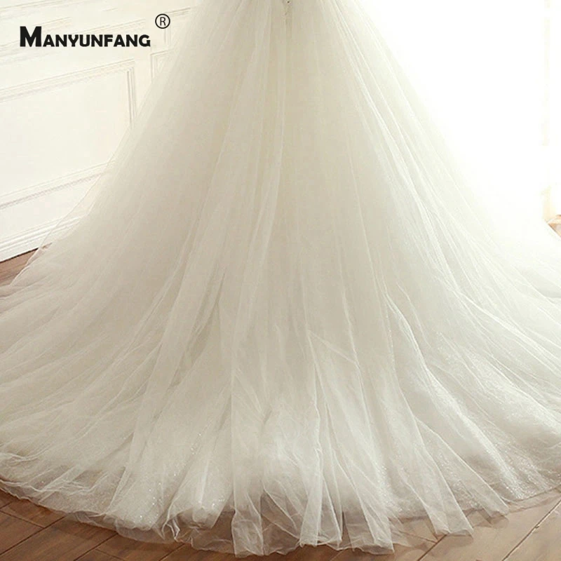 Real Photo Elegant Strapless Embroidery Appliques Tulle Wedding Dress Custom Made Chapel Train Lace Up Sleeveless Bridal Gown
Real Photo Elegant Strapless Embroidery Appliques Tulle Wedding Dress Custom Made Chapel Train Lace Up Sleeveless Bridal Gown