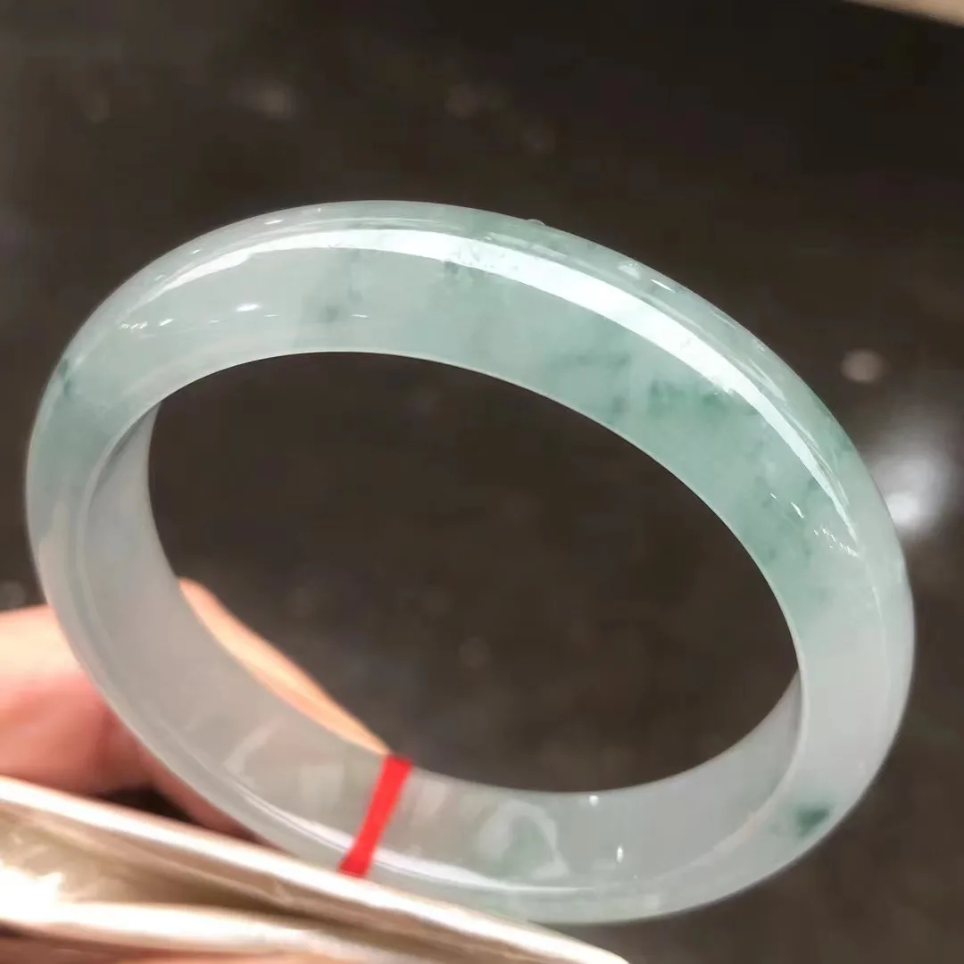 Natural Myanmar jadeite bangle flat bar real jadeite bangle natural green jade stone for woman temperament bracelets 56mm 210
Natural Myanmar jadeite bangle flat bar real jadeite bangle natural green jade stone for woman temperament bracelets 56mm 210