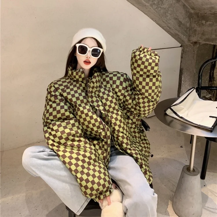 Checkerboard Cotton Suit Female Stand Collar Loose Thickened Warm Bread Coat Winter Korean Top C114a
Checkerboard Cotton Suit Female Stand Collar Loose Thickened Warm Bread Coat Winter Korean Top C114a