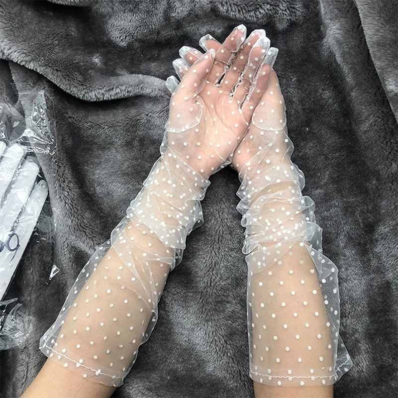 Новинка 1 пара Женские Короткие тюлевые перчатки эластичные кружевные перчатки с полными пальцами сетчатые кружевные перчатки белые черны...
Новинка 1 пара Женские Короткие тюлевые перчатки эластичные кружевные перчатки с полными пальцами сетчатые кружевные перчатки белые черны...