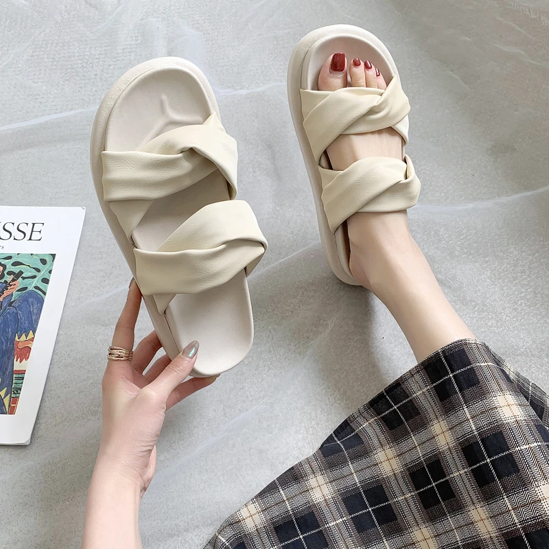 Shoes Slippers Soft Low Loafers Luxury Slides Slipers Women Platform Comfort Designer 2021 Flat Fabric Rome PU Basic Rubber Fash
Shoes Slippers Soft Low Loafers Luxury Slides Slipers Women Platform Comfort Designer 2021 Flat Fabric Rome PU Basic Rubber Fash