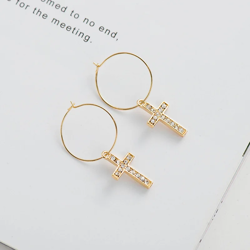 New Minimalist Small Charming Hoop Earrings For Women Cute Inset Rhinestone Star Moon Cross Sun Eyes Circle Earrings Jewelry
New Minimalist Small Charming Hoop Earrings For Women Cute Inset Rhinestone Star Moon Cross Sun Eyes Circle Earrings Jewelry