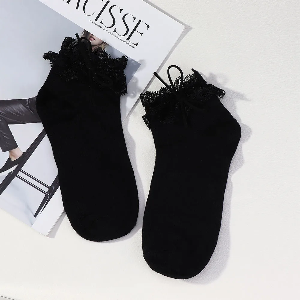 1 Pair Lovely Fashion Lace Side Short Socks Women Bowknot Lace Ruffle Frilly Princess Cotton Socks For Female Comfortable
1 Pair Lovely Fashion Lace Side Short Socks Women Bowknot Lace Ruffle Frilly Princess Cotton Socks For Female Comfortable