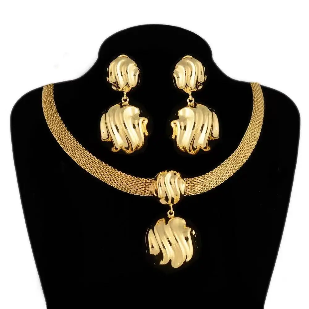 Hotsale Ltaly 750 Gold color Jewelry Set For Women african Bridal Earrings Necklace Pendant Sets Jewelry For Party Gift
Hotsale Ltaly 750 Gold color Jewelry Set For Women african Bridal Earrings Necklace Pendant Sets Jewelry For Party Gift