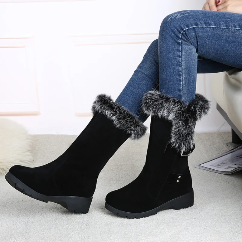 Женские зимние сапоги из искусственного меха, женская модная Вулканизированная обувь до середины икры, повседневные мягсветильник сапоги ...
Женские зимние сапоги из искусственного меха, женская модная Вулканизированная обувь до середины икры, повседневные мягсветильник сапоги ...
