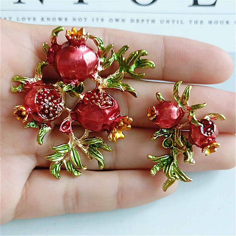 1 PCS Fashion Cartoon Pomegranates Pattern Alloy Buttons DIY Children Hairbands Hats Accessories Clothing Decoration Photo Props
1 PCS Fashion Cartoon Pomegranates Pattern Alloy Buttons DIY Children Hairbands Hats Accessories Clothing Decoration Photo Props