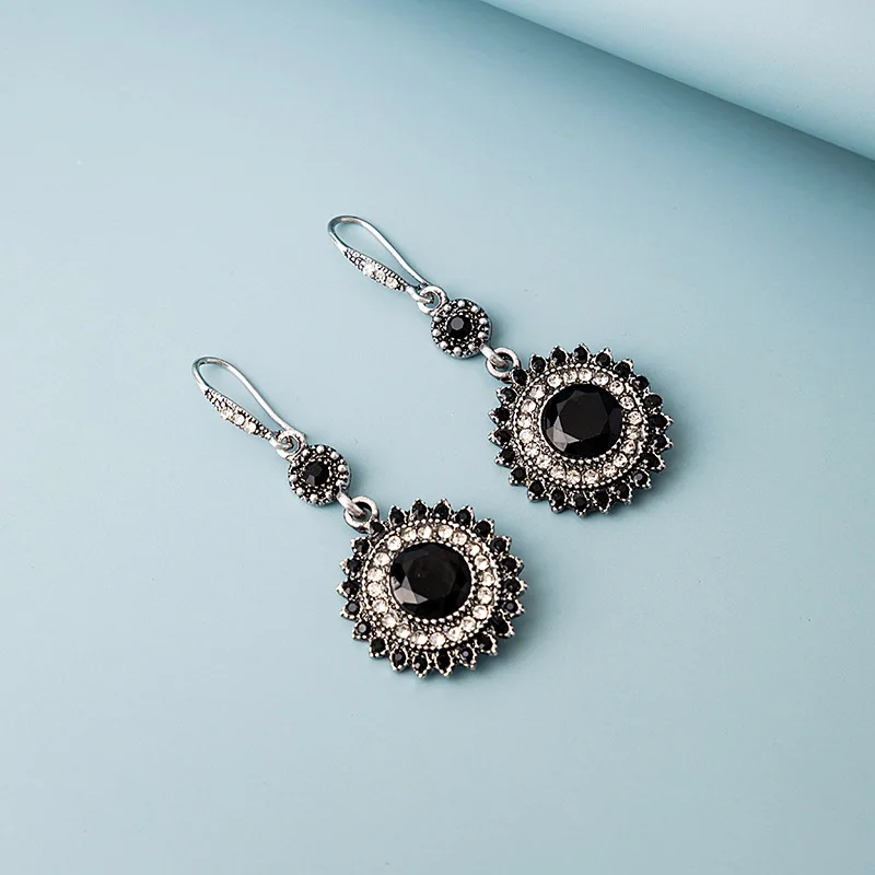 Vohemia Black Shiny Crystal Dangel Earrings for Women Statement Folk-custom Drop Earring Geometric Women's Earring Jewelry
Vohemia Black Shiny Crystal Dangel Earrings for Women Statement Folk-custom Drop Earring Geometric Women's Earring Jewelry