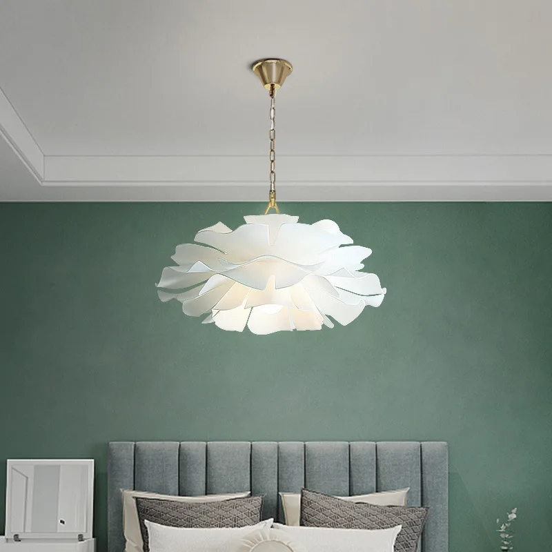 New Bedroom Chandelier Lightings Lamp Nordic INS Girl Princess Room Children's Room Lights Living Room Light Net Red Flower Lamp
New Bedroom Chandelier Lightings Lamp Nordic INS Girl Princess Room Children's Room Lights Living Room Light Net Red Flower Lamp