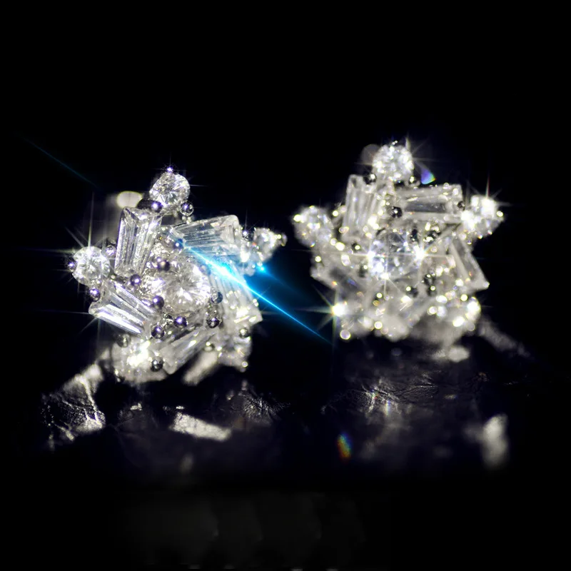 925 Sterling Silver AAA CZ Zircon Daisy snowflake Stud Earrings For Women Cute geometric S925 needle Jewelry Oorbellen Brincos
925 Sterling Silver AAA CZ Zircon Daisy snowflake Stud Earrings For Women Cute geometric S925 needle Jewelry Oorbellen Brincos