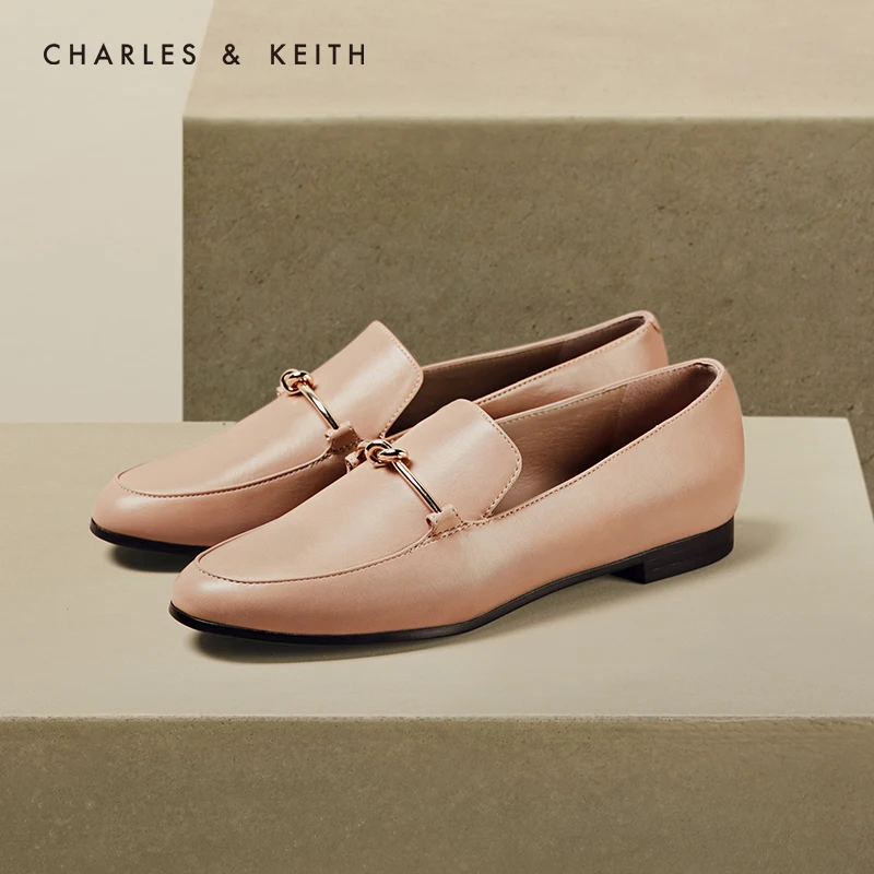 CHARLES&KEITH Новинка на Весну 2020CK1-70380740Женские туфли на низком каблуке на низком каблуке Модные Лоферы обувь женская
CHARLES&KEITH Новинка на Весну 2020CK1-70380740Женские туфли на низком каблуке на низком каблуке Модные Лоферы обувь женская