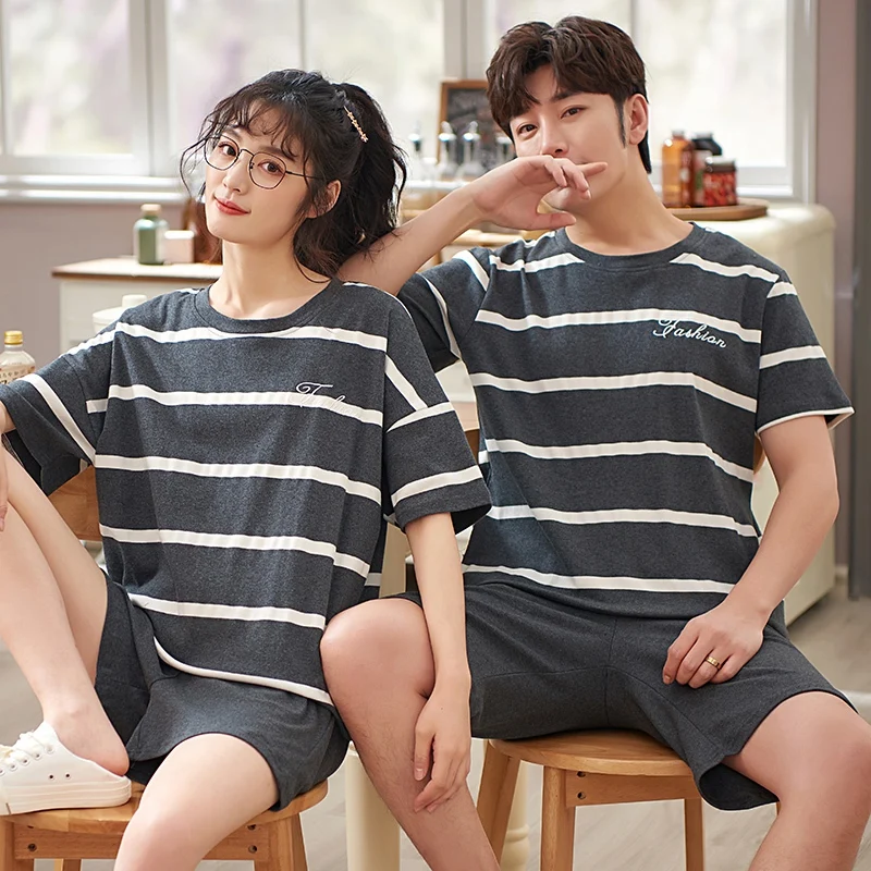 2021 Hot Summer Couples Casual Striped Cotton Short Sleeve Shorts Pajama Sets for Women Sleepwear Suit Men Homewear Home Clothes
2021 Hot Summer Couples Casual Striped Cotton Short Sleeve Shorts Pajama Sets for Women Sleepwear Suit Men Homewear Home Clothes
