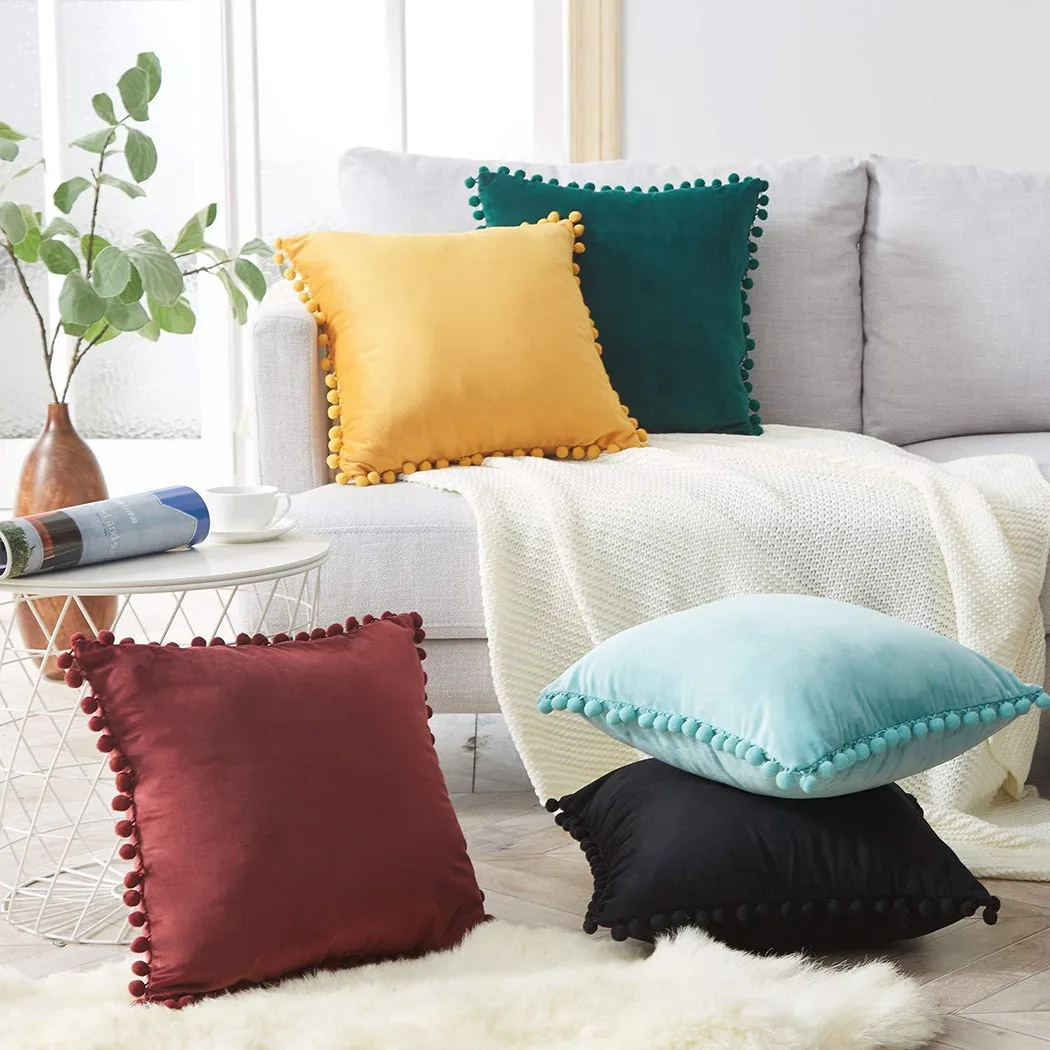 New 2pcs Velvet Throw Pillow Cover With Pompms Sofa Decorative Cushion Covers 45x45cm Retro Modern Nordic Throw Pillow Cover
New 2pcs Velvet Throw Pillow Cover With Pompms Sofa Decorative Cushion Covers 45x45cm Retro Modern Nordic Throw Pillow Cover