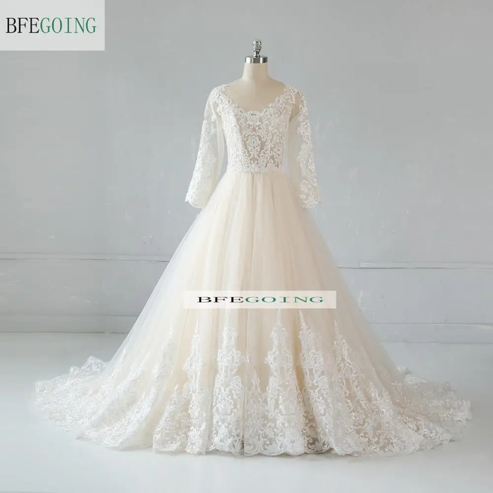Ivory Lace Champagne Tulle Beading Long Sleeves Bridal Gown Floor-Length A-Line Wedding Dress Chapel Train Custom Made
Ivory Lace Champagne Tulle Beading Long Sleeves Bridal Gown Floor-Length A-Line Wedding Dress Chapel Train Custom Made