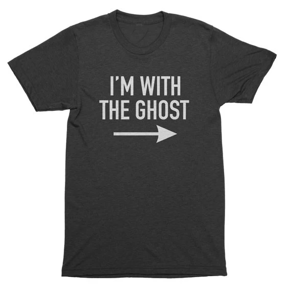 

Funny Slogan Couples Halloween Party Single Life Tees Women Fashion Grunge Aesthetic Horror T-shirt I'm with The Ghost Shirt
